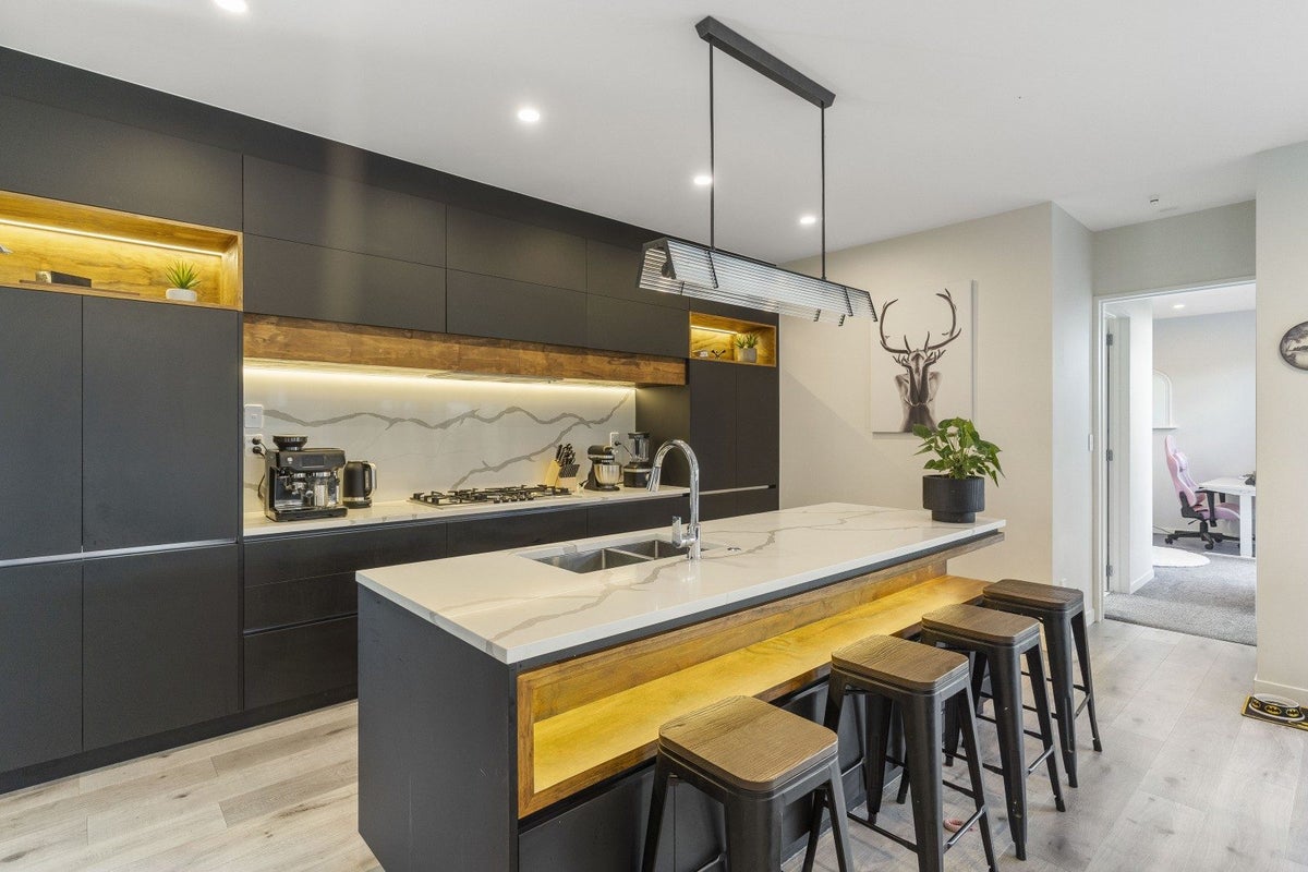 8 Hato Road, Hobsonville, Auckland - Carousel 2