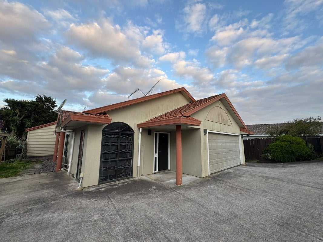 25 Randwick Place, Randwick Park, Manukau City, Auckland - Carousel 1