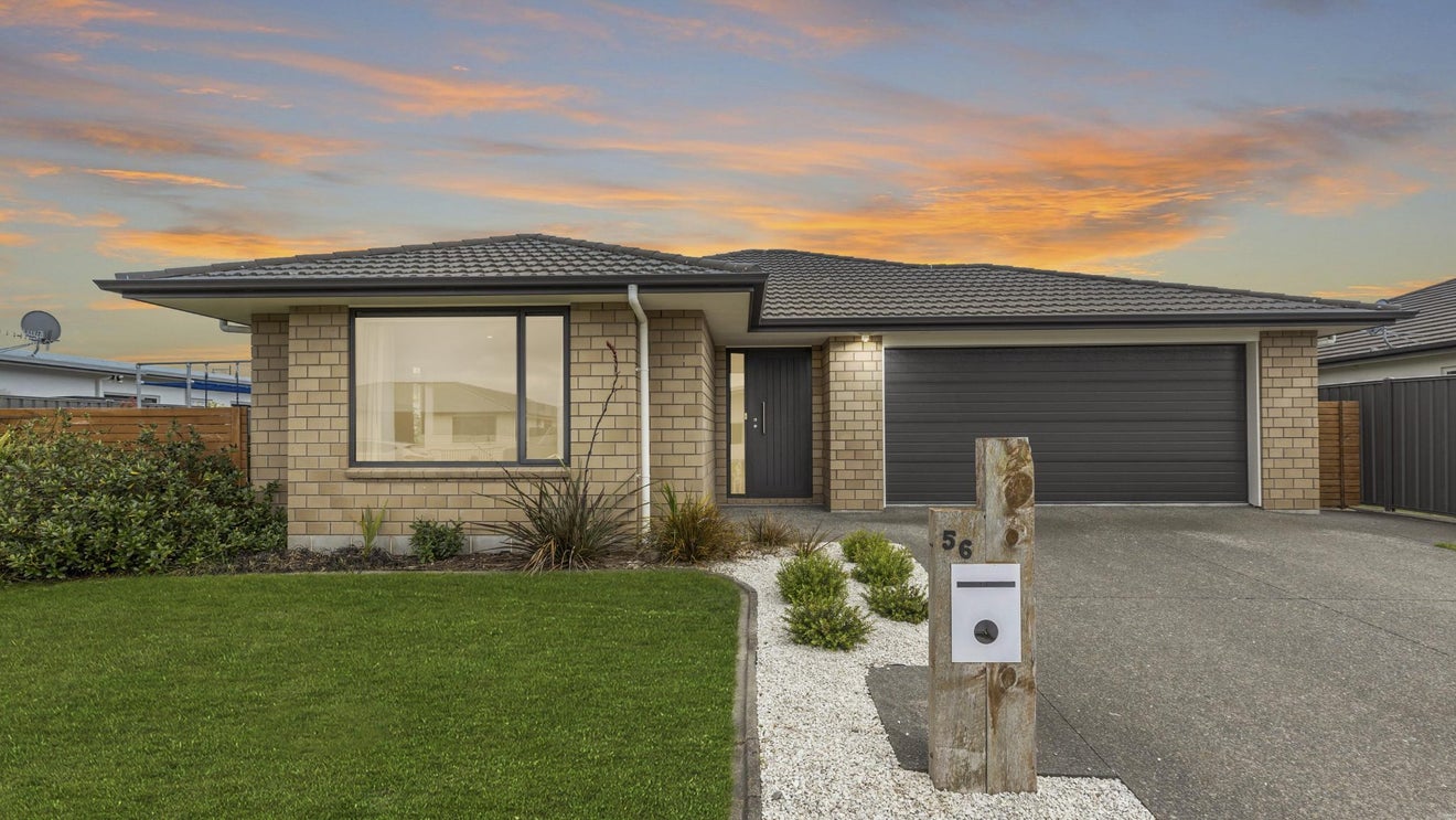56 Kapiti Drive, Poraiti, Napier - Carousel 1