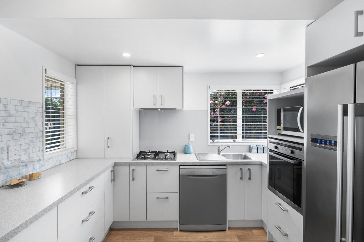 2/32 Rose Street, Somerfield, Christchurch - Carousel 2