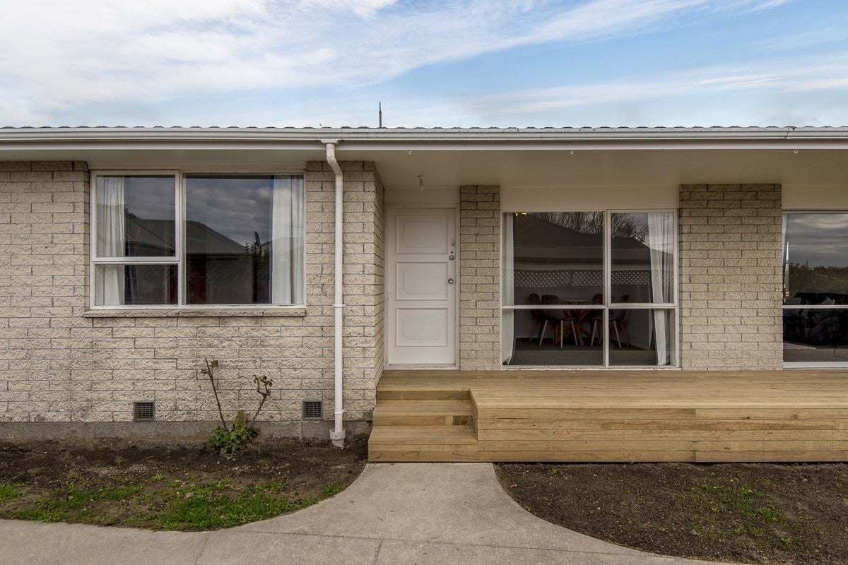 3 Carteret Place, Aranui, Christchurch - Carousel 2