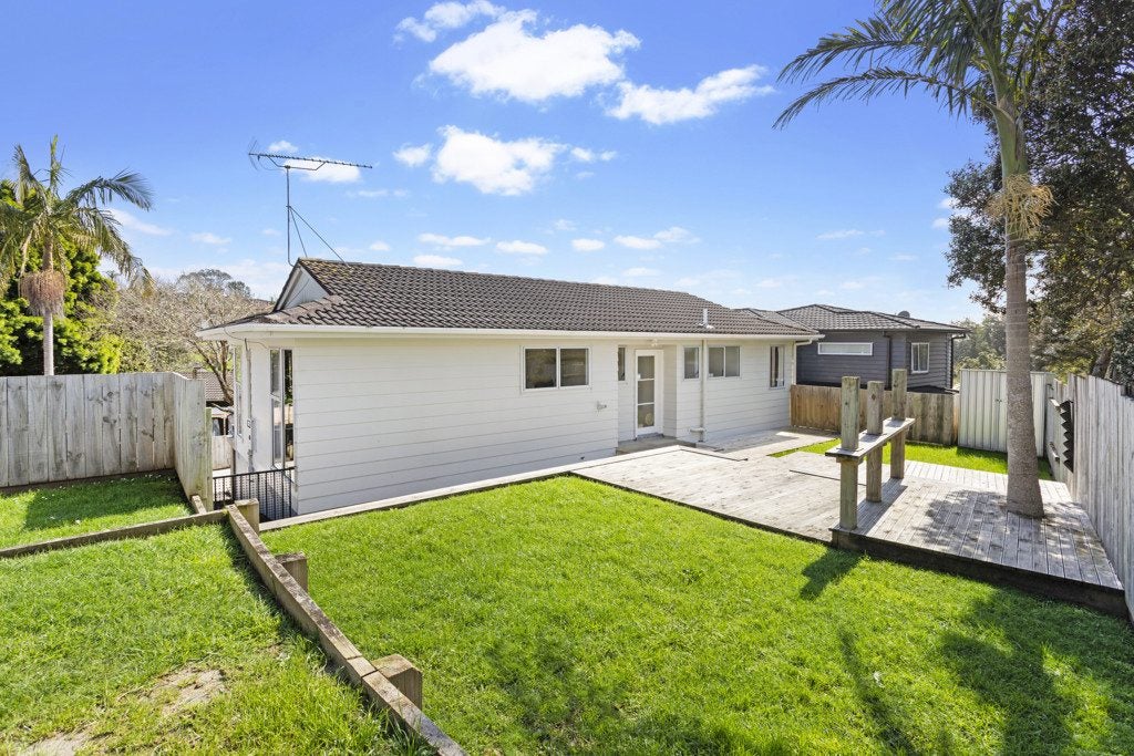 20 Virgo Place, Glen Eden, Auckland - Carousel 2