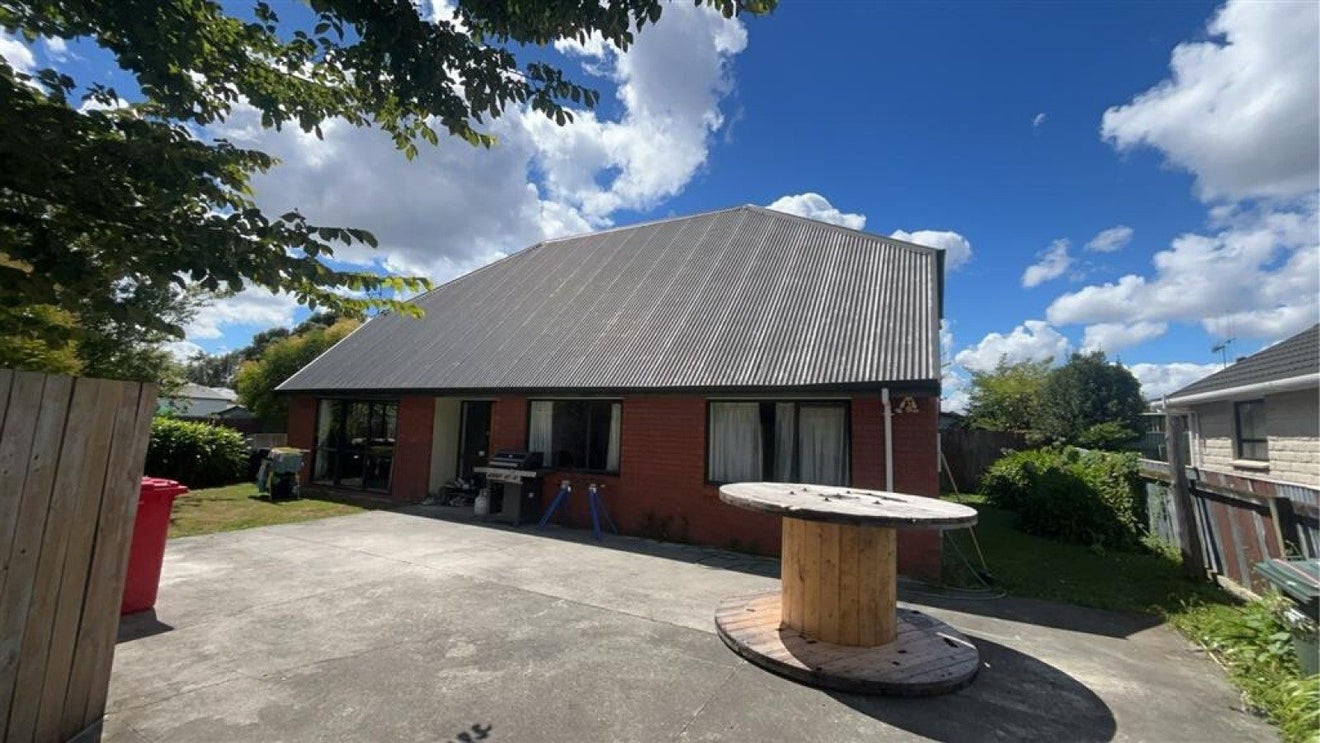 9A Moore Street, West End, Palmerston North - Carousel 1