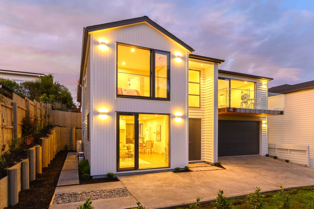 5B Lewis Street, Blockhouse Bay, Auckland - Carousel 2