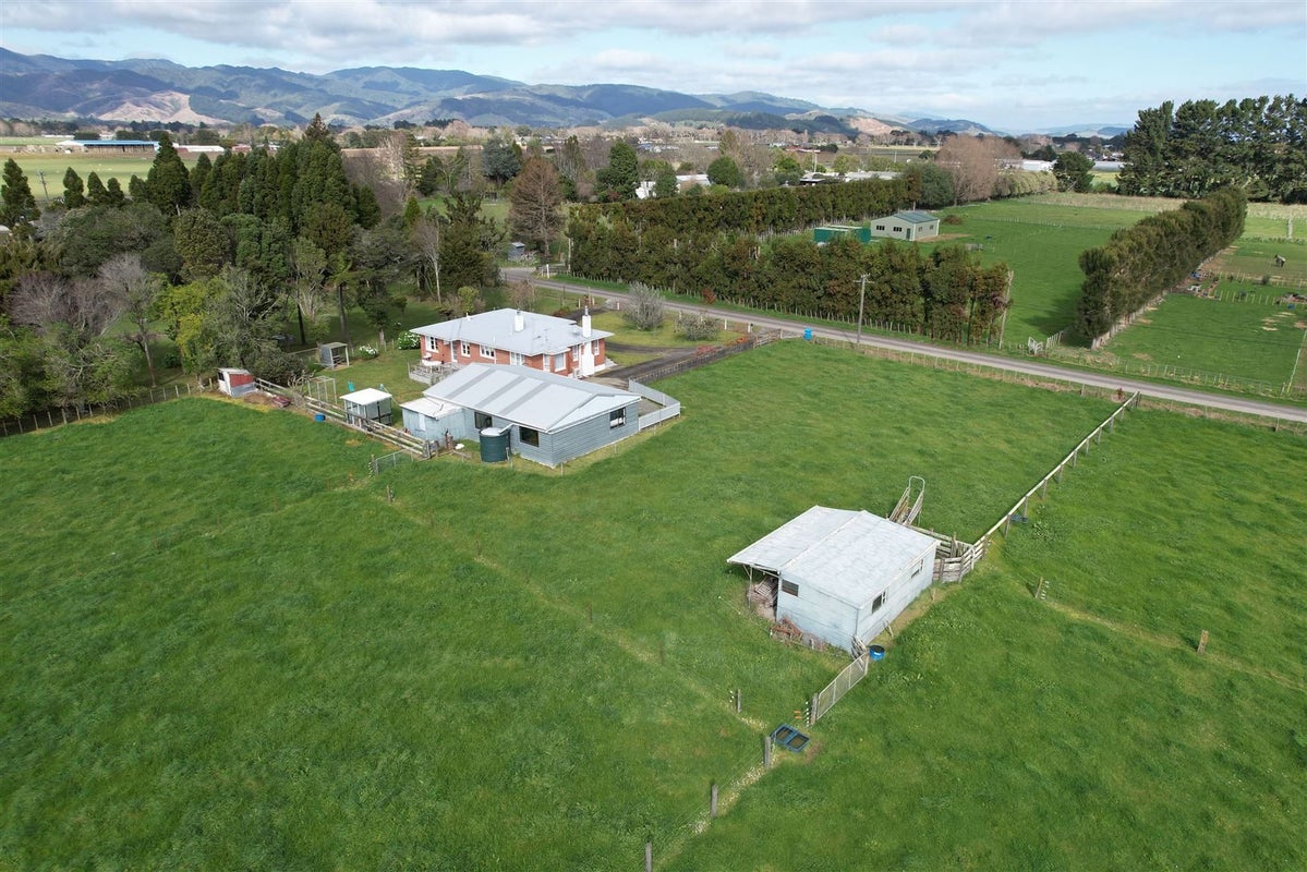 20/18 Boulton Road, Levin, Levin - Carousel 2