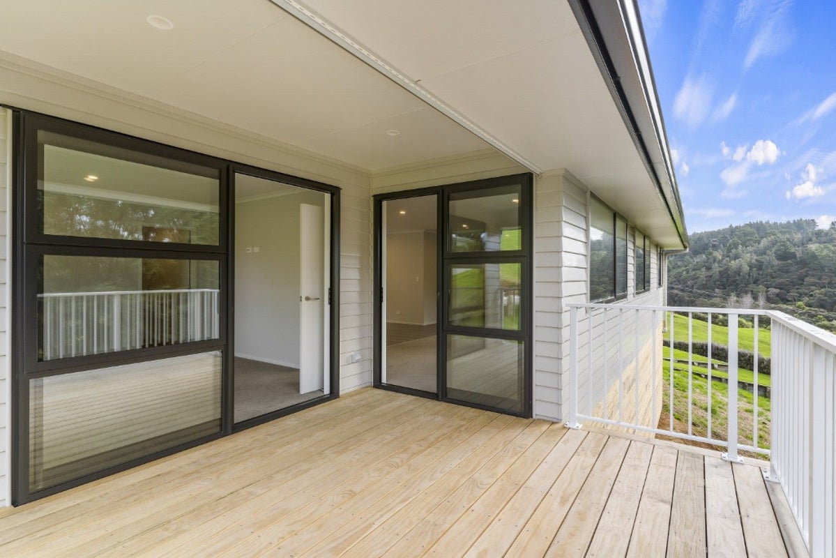 115 Elsinore Close, Whangamata - Carousel 1