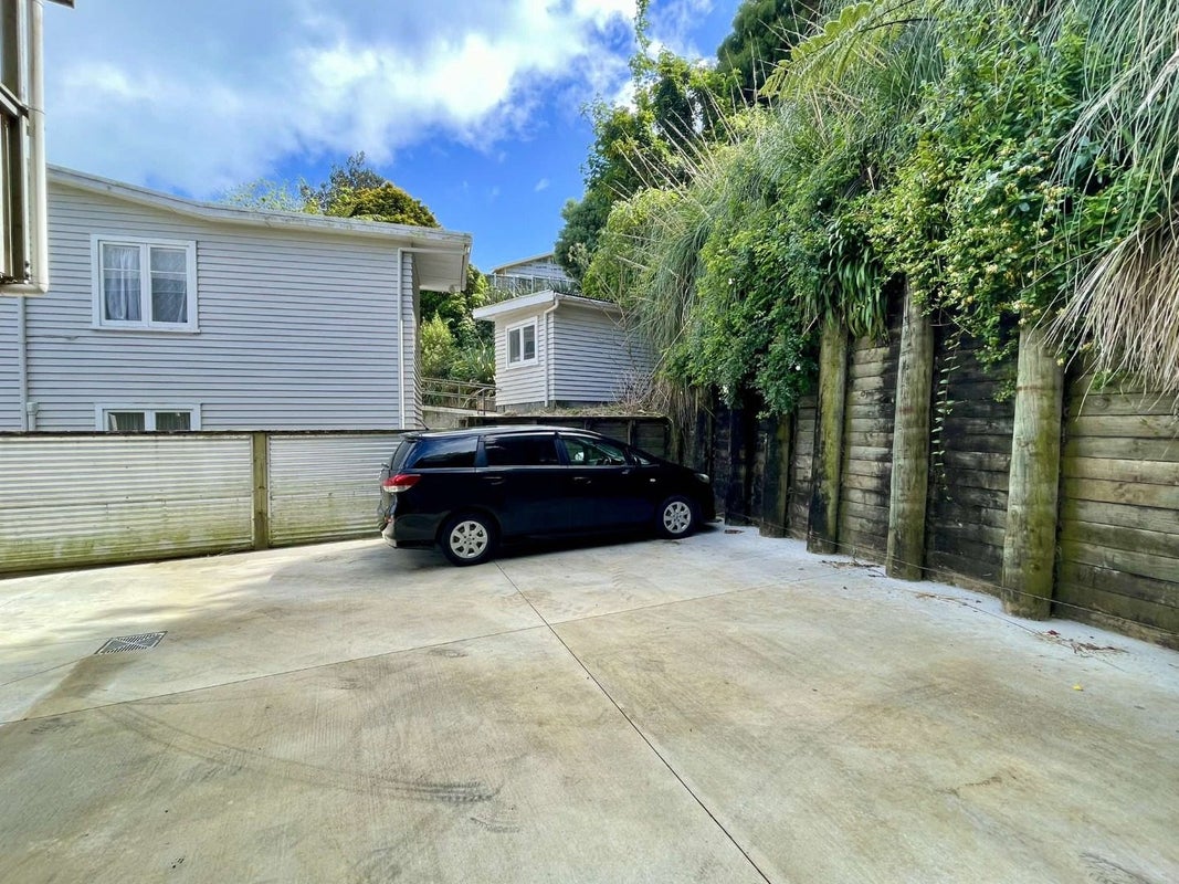4/57 Carrington Street, Lower Vogeltown, New Plymouth - Carousel 11