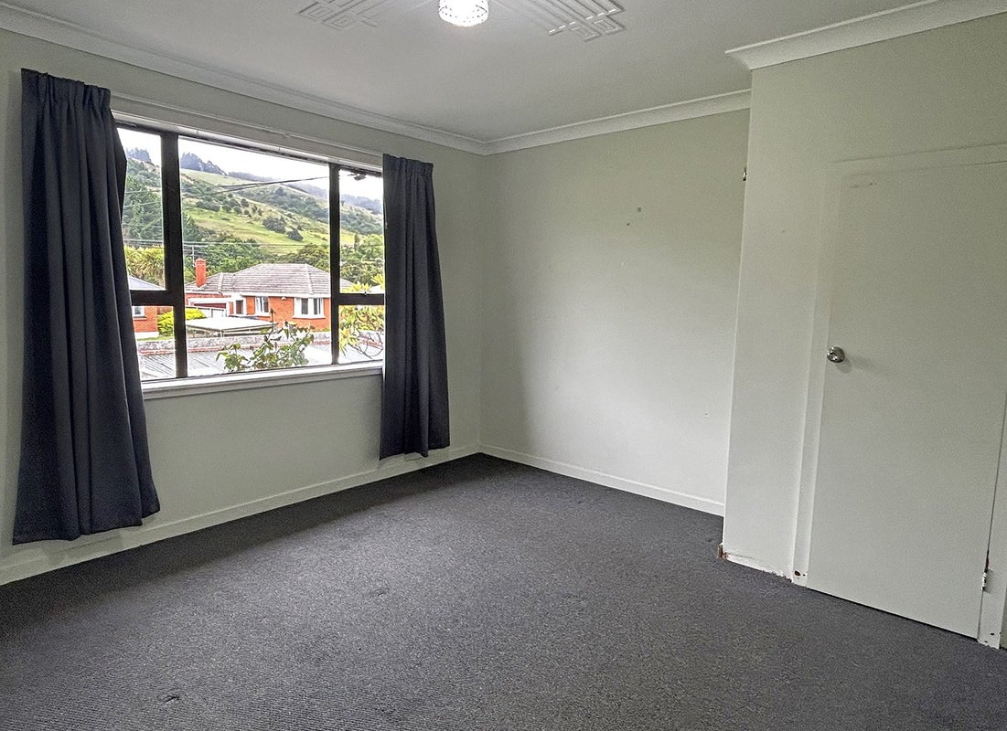 124 Centennial Avenue, Helensburgh, Dunedin - Carousel 13