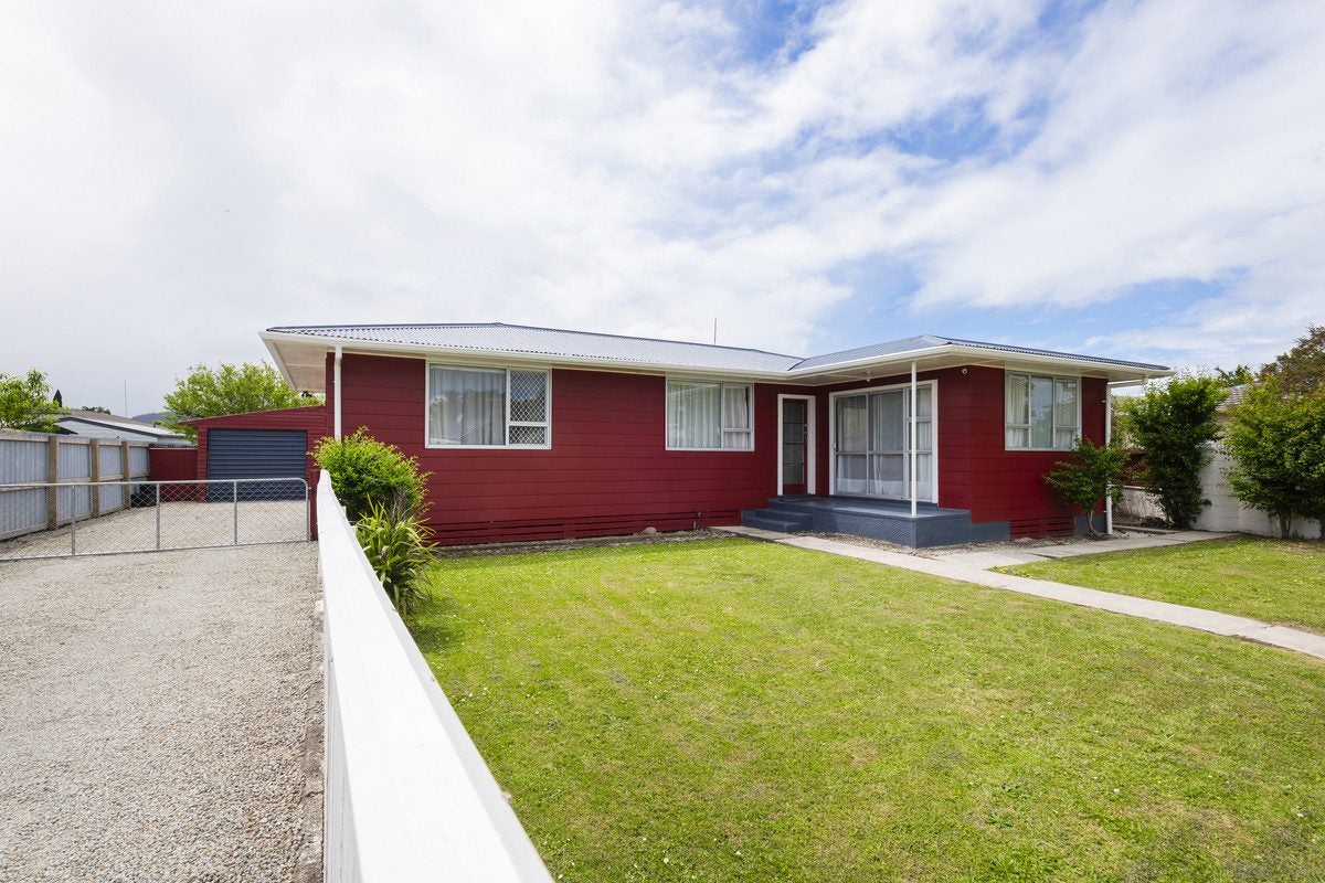 24 Jackson Street, Kaiti, Gisborne - Carousel 1