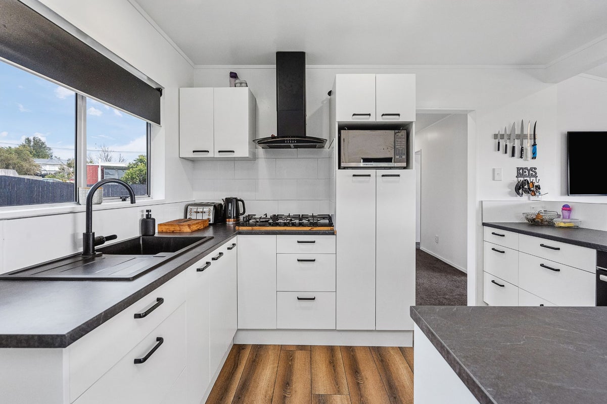 12B Kokich Crescent, Onerahi, Whangarei - Carousel 2