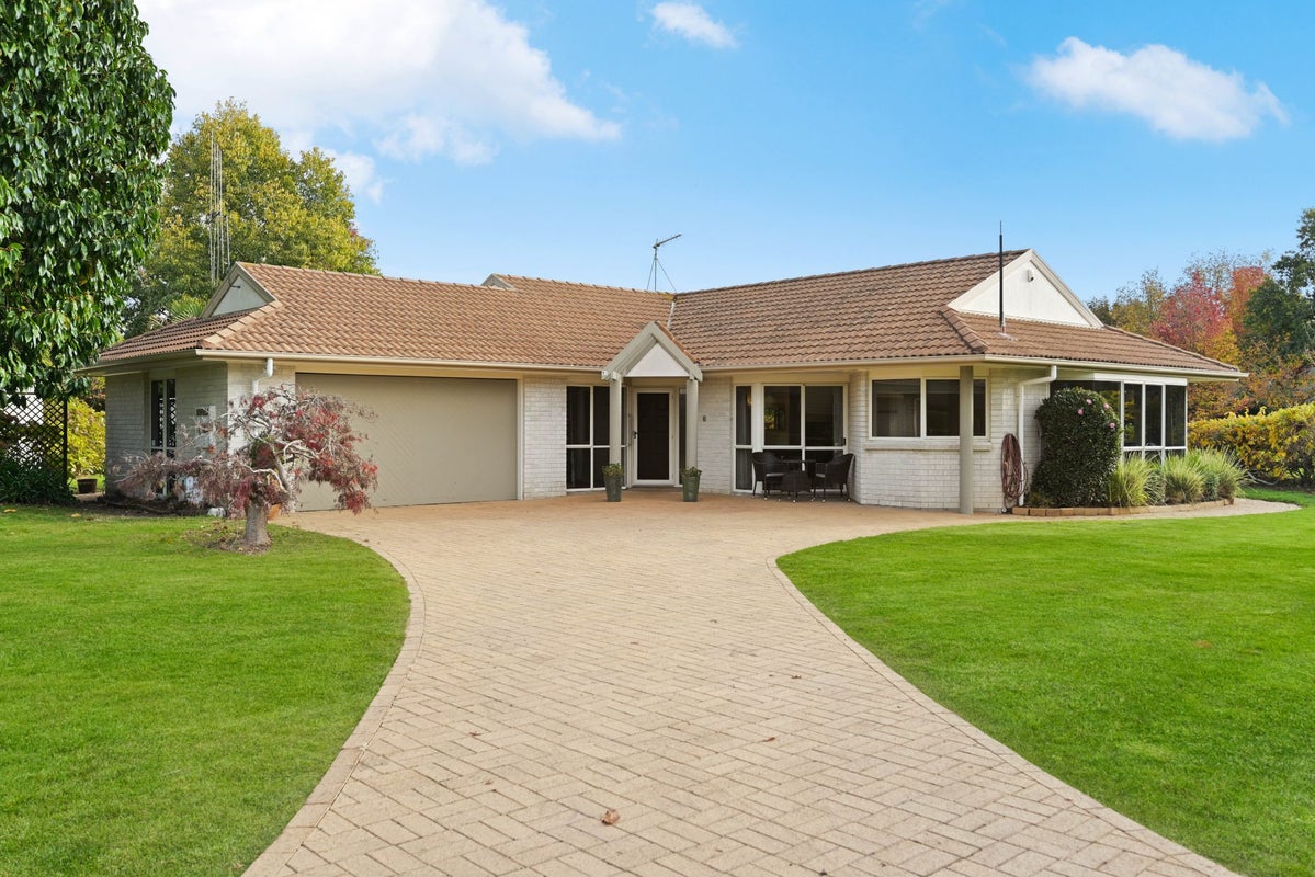 14 Cedar Park Road, Tamahere, Hamilton - Carousel 2