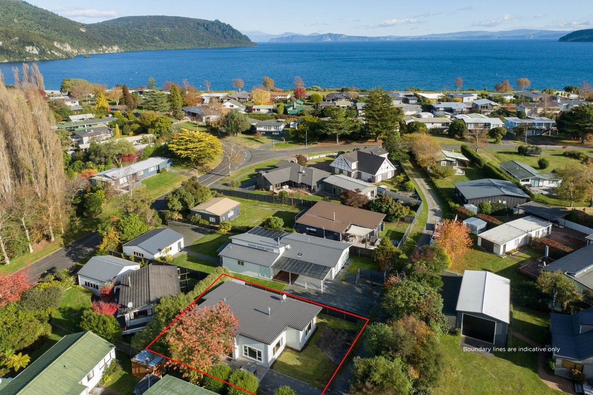 2/38 Kinloch Road, Kinloch, Taupo - Carousel 2