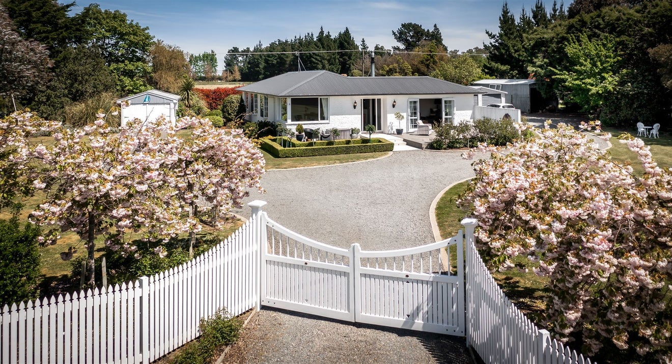 11 Berketts Road, Christchurch - Carousel 2