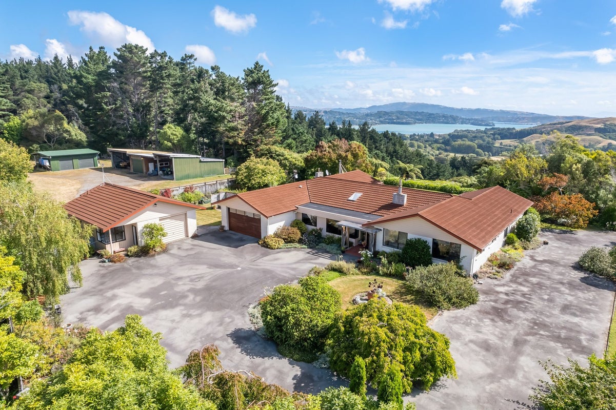 298B Paekakariki Hill Road, Paekakariki Hill, Porirua - Carousel 1