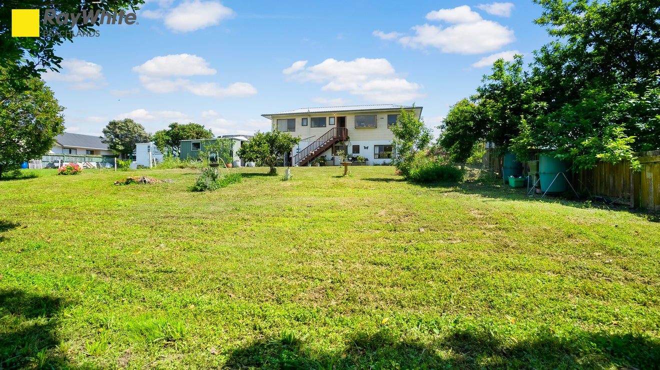 95A Third View Avenue, Beachlands, Auckland - Carousel 1