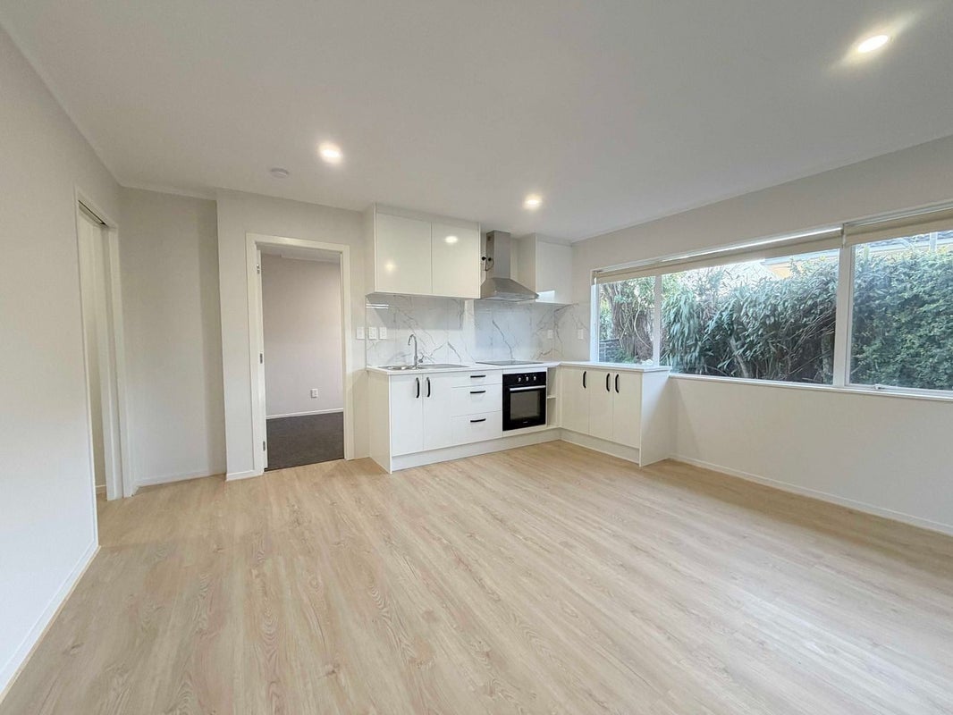 75 Beeston Crescent, Manurewa, Auckland - Carousel 2