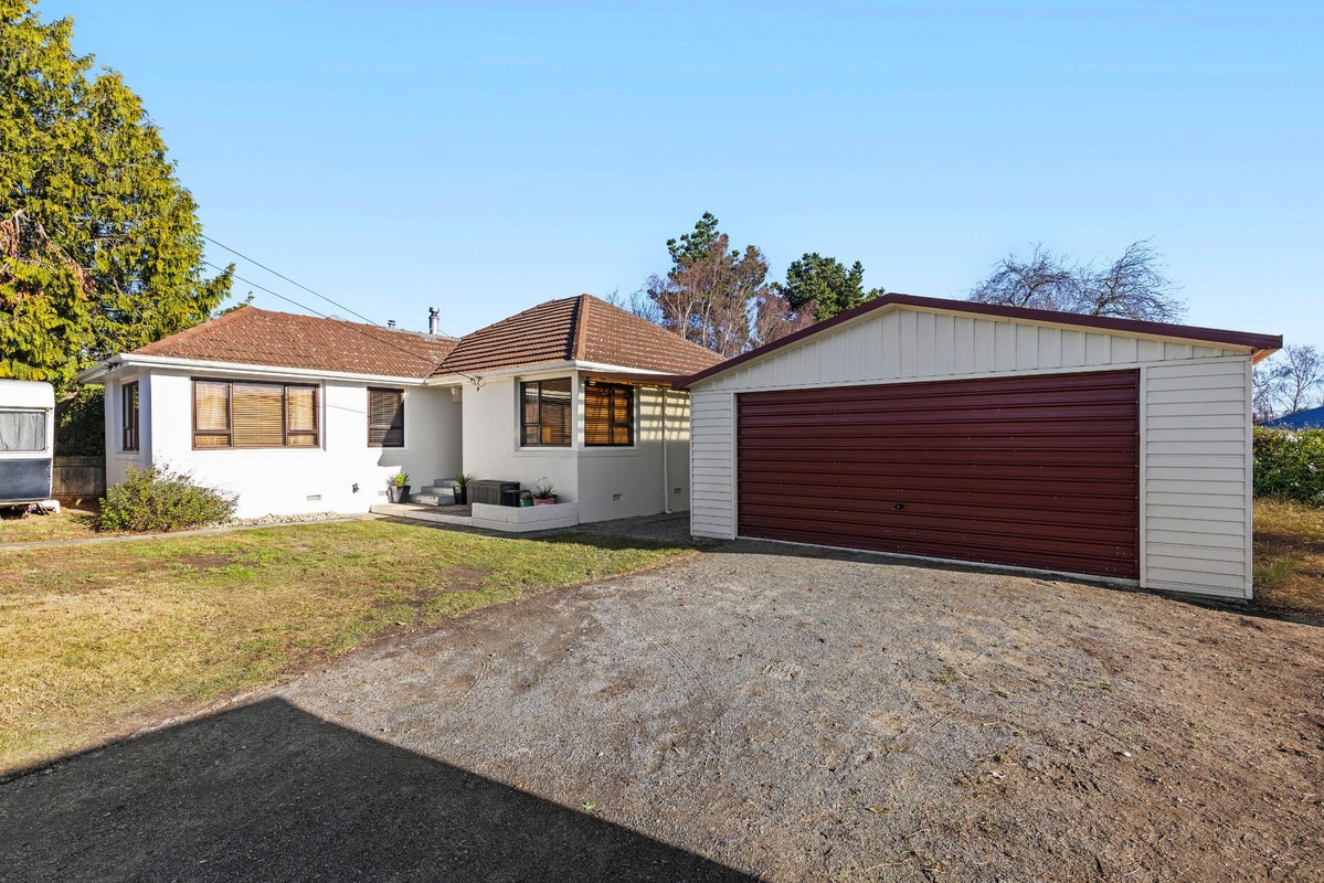 57 McGregors Road, Bromley, Christchurch - Carousel 1