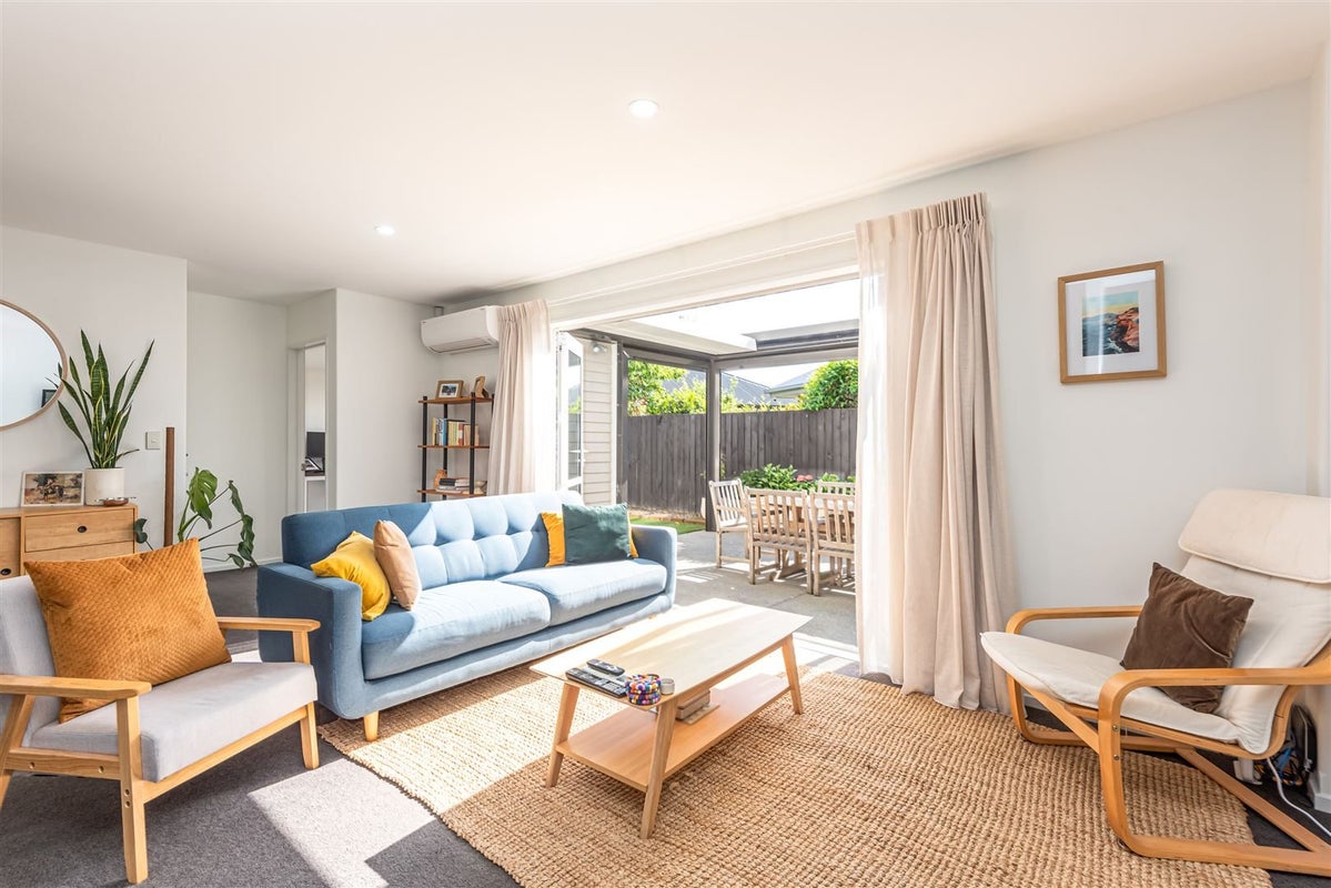 47 McMahon Drive, Aidanfield, Christchurch - Carousel 1
