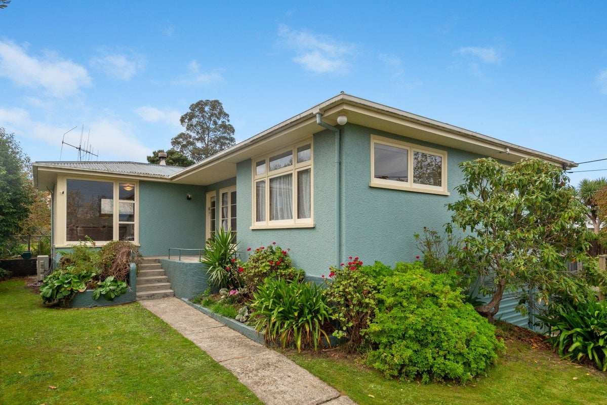 22 Oxford Street, WAIMATE, Waimate - Carousel 2