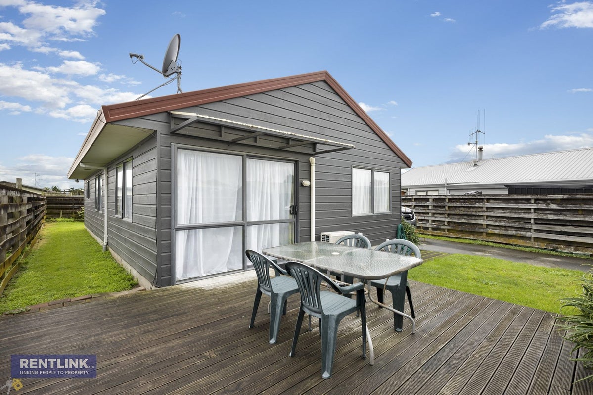 12A College Place, Poike, Tauranga - Carousel 1