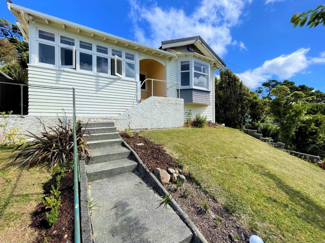 45 Mairangi Road, Wadestown, Wellington - Carousel 1