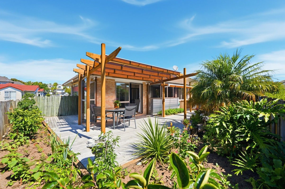 1/9 Casabella Court, Northpark, Auckland - Carousel 2