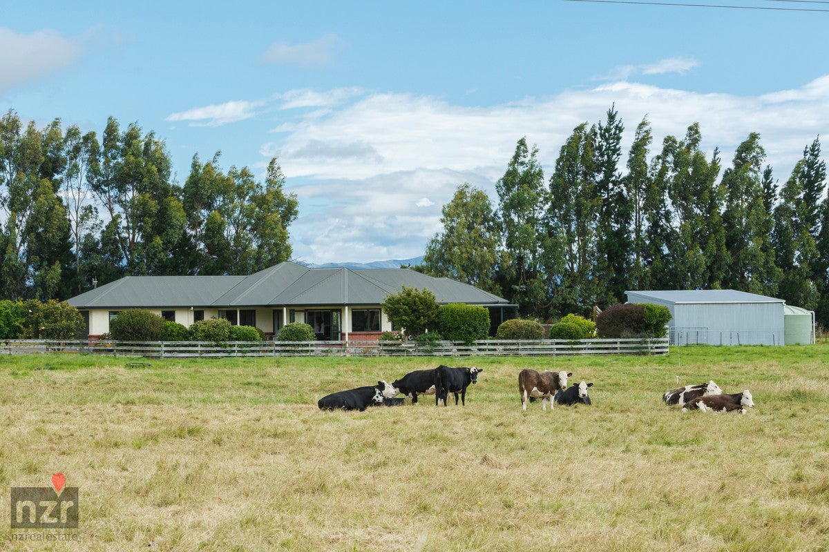 712 Ashhurst Road, Palmerston North - Carousel 2