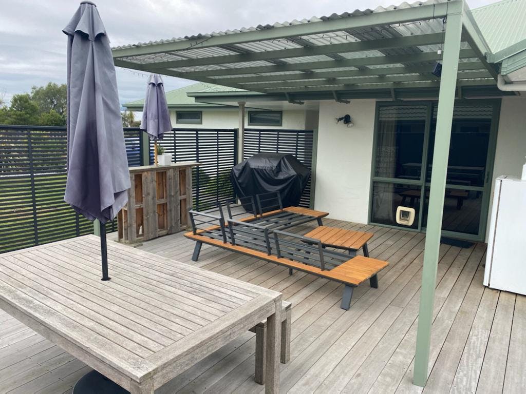 5 Sixpenny Lane, Brightwater - Carousel 1