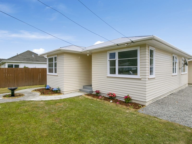 125 Wise Street, Wainuiomata, Lower Hutt - Carousel 1