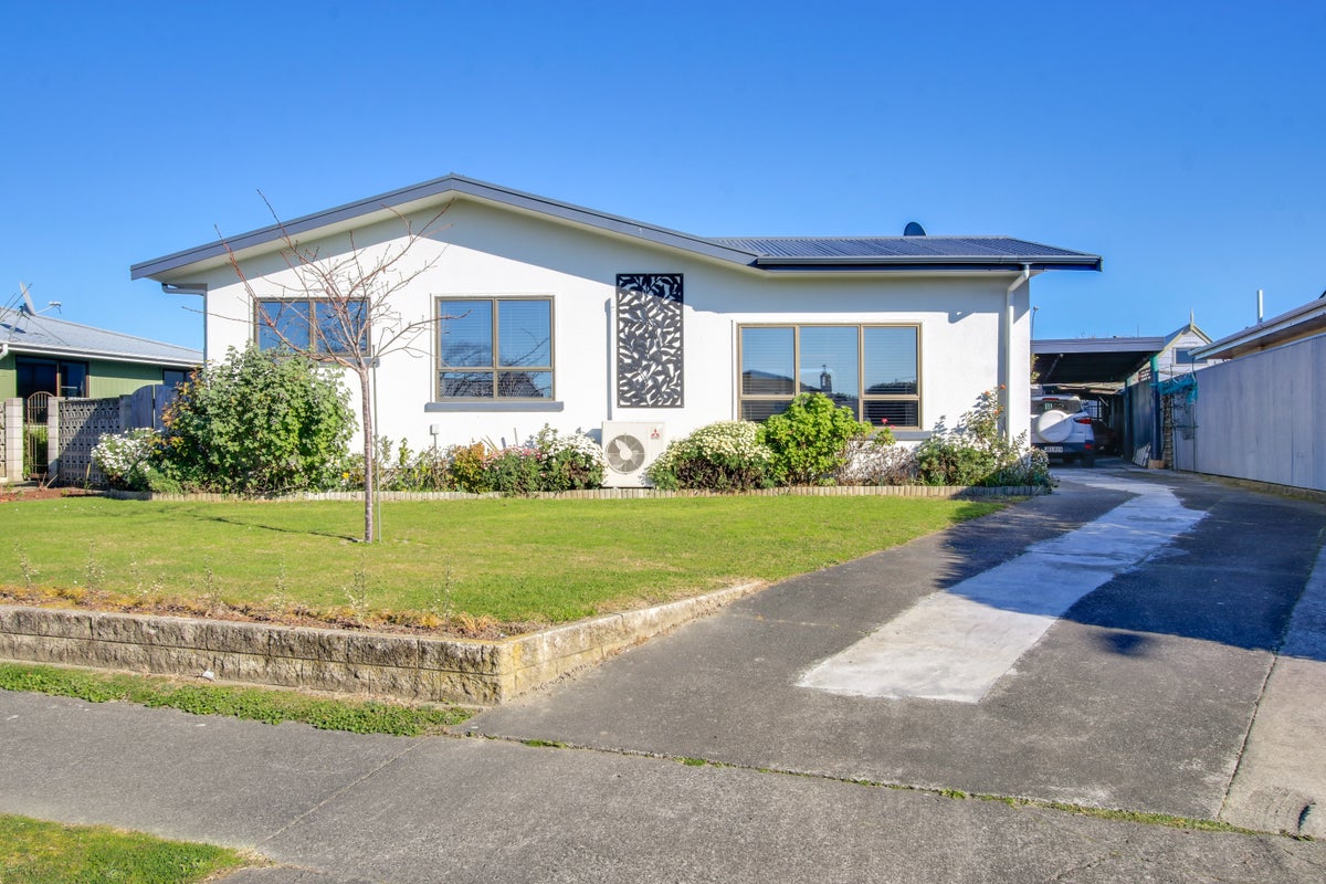 51 Lanark Crescent, Tamatea, Napier - Carousel 1