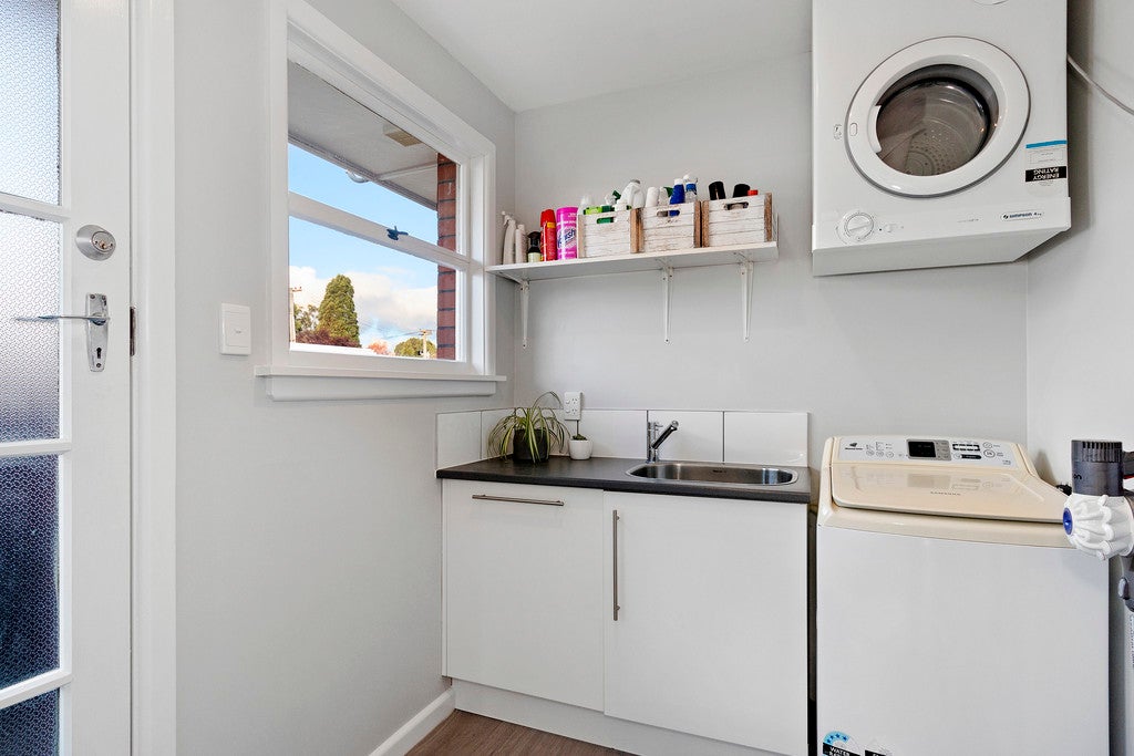 39 Sturrocks Road, Redwood, Christchurch - Carousel 16