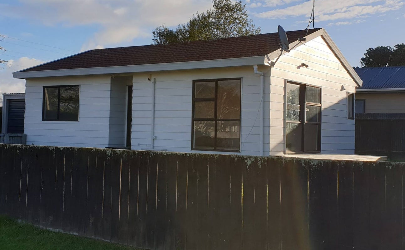 1/12 Tennessee Avenue, Mangere East, Auckland - Carousel 1