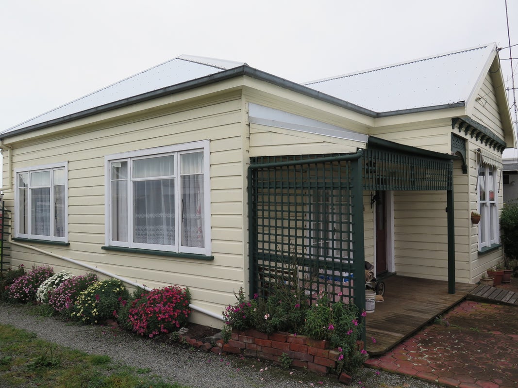 21 Clyde Street, Seaview, Timaru - Carousel 1