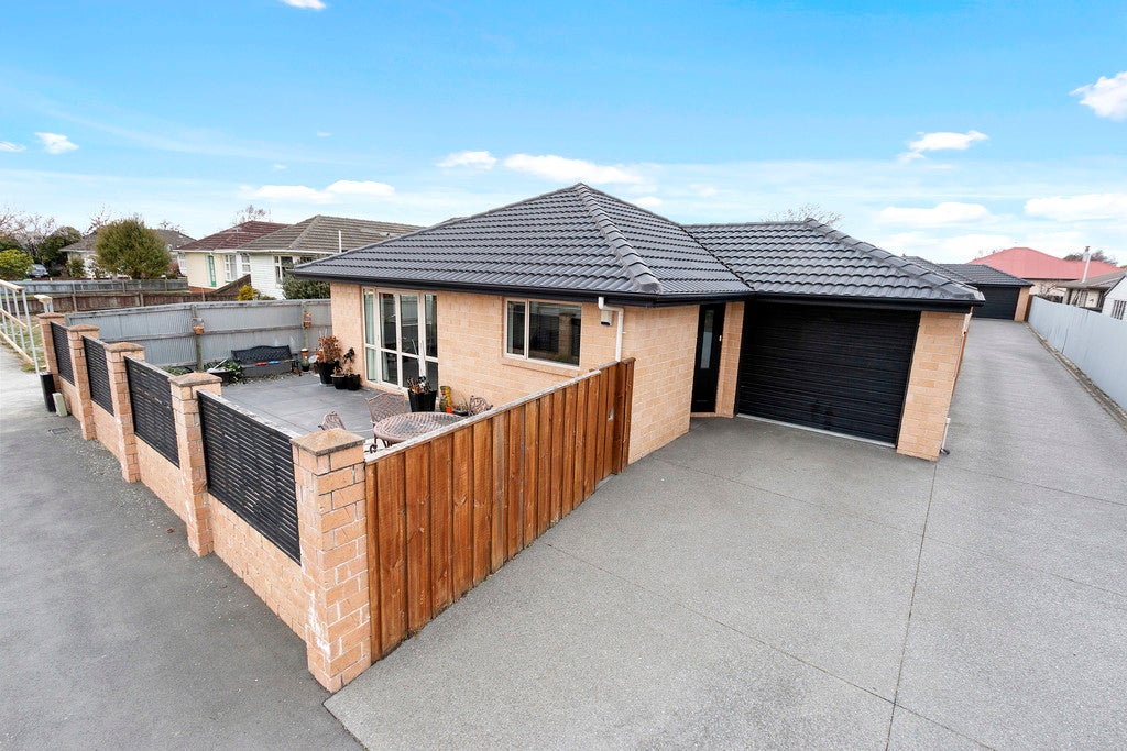 4A Moreland Avenue, Papanui, Christchurch - Carousel 1