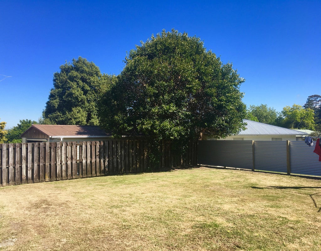 16 Einstein Street, Outer Kaiti, Gisborne - Carousel 12