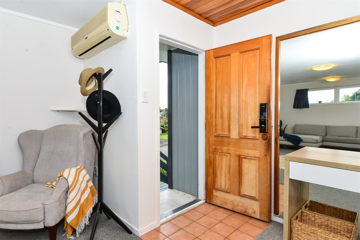 26 Rothesay Place, Dinsdale, Hamilton - Carousel 2