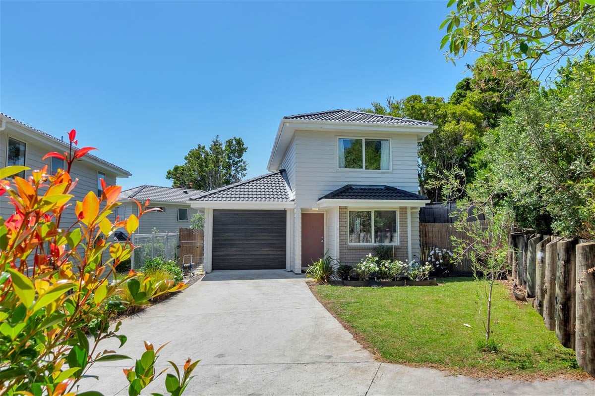 7 Manatu Lane, Kelston, Auckland - Carousel 35