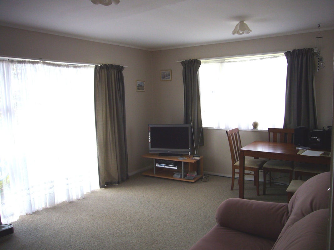 1/126 Triangle Road, Massey, Auckland - Carousel 2