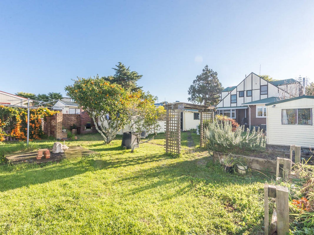 20 Barrys Road, Glendene, Auckland - Carousel 2