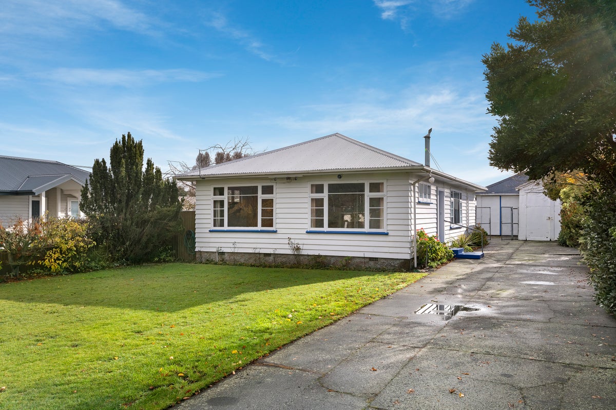 15 Nicholas Drive, Linwood, Christchurch - Carousel 1