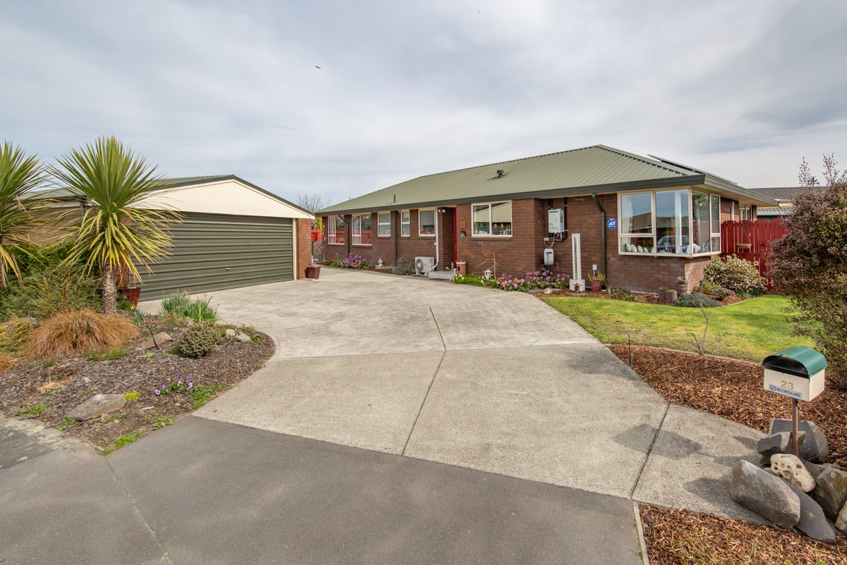 23 Giles Place, Shirley, Christchurch - Carousel 1