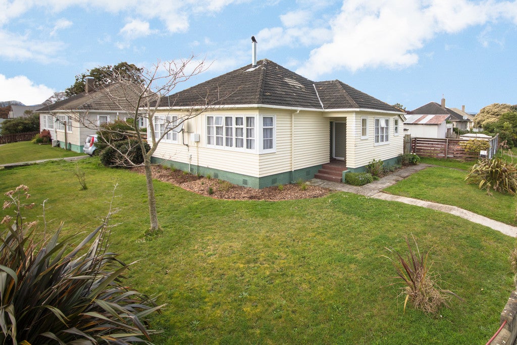 1 Upham Terrace, Roslyn, Palmerston North - Carousel 1