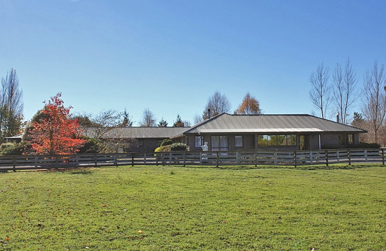 63 Millard Avenue, Kuripuni, Masterton - Carousel 1