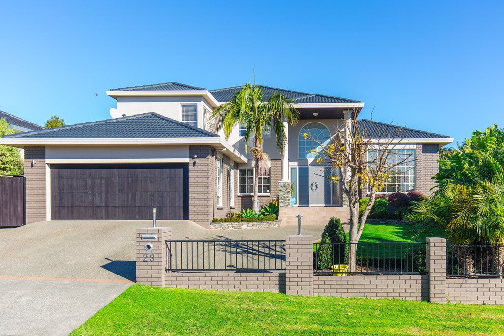 23 TUMBRIDGE PL, Somerville, Manukau - Carousel 1