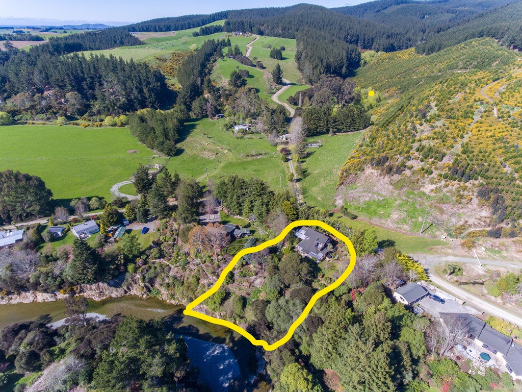 21 Reid Road, Oamaru - Carousel 2
