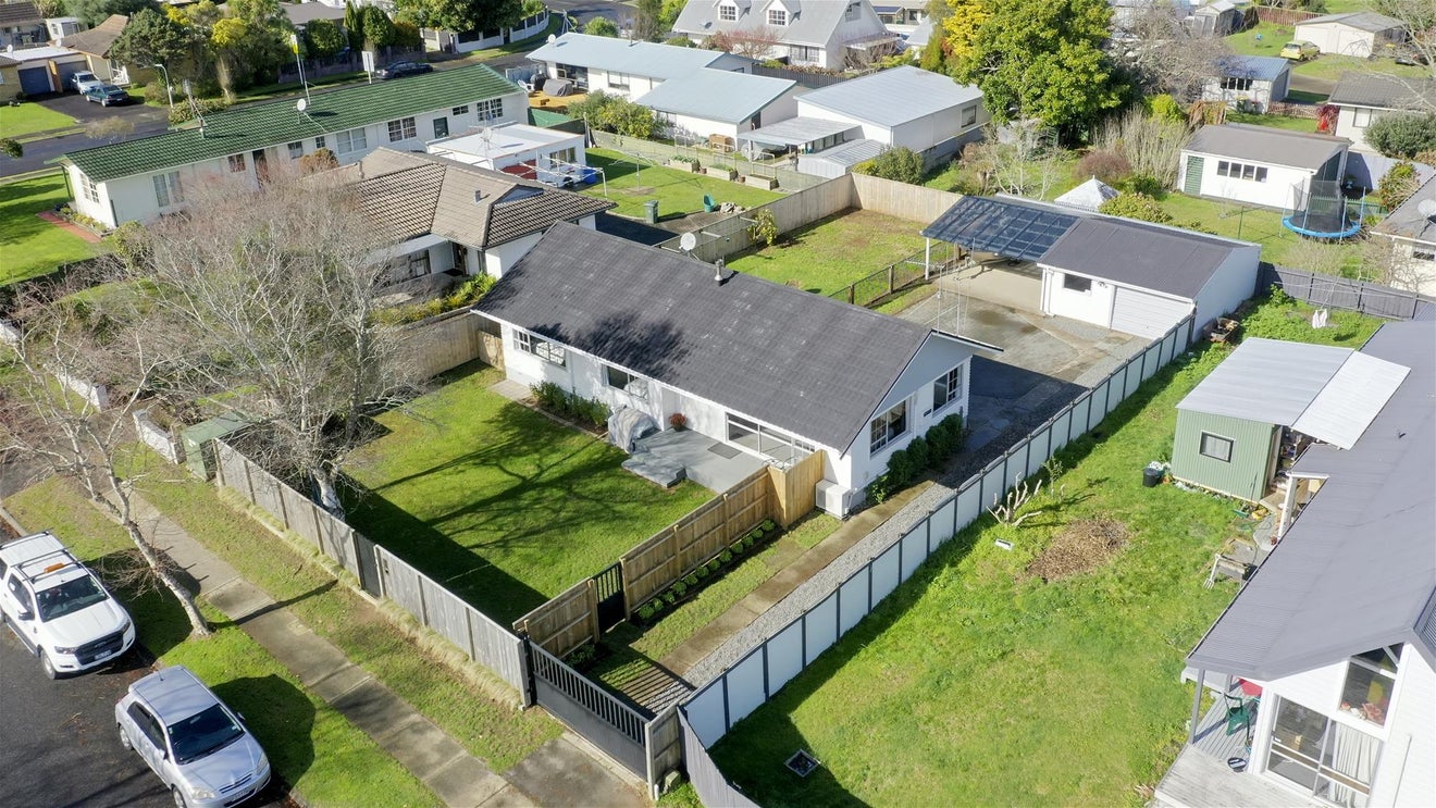 8 Cullimore Street, Pukete, Hamilton - Carousel 10