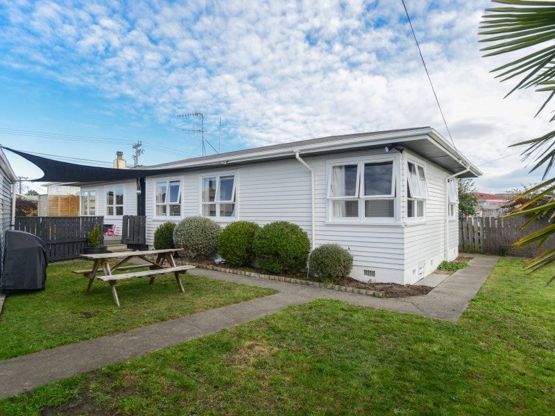 13 Wilder Street, Waipukurau, Waipukurau - Carousel 1