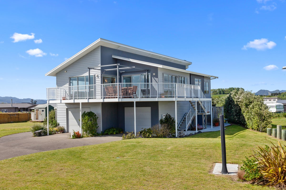 18 Waiotahi Drifts Boulevard, WAIOTAHE, OPOTIKI - Carousel 2