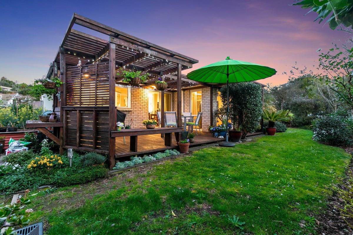 4 Bateleur Close, Welcome Bay, Tauranga - Carousel 16