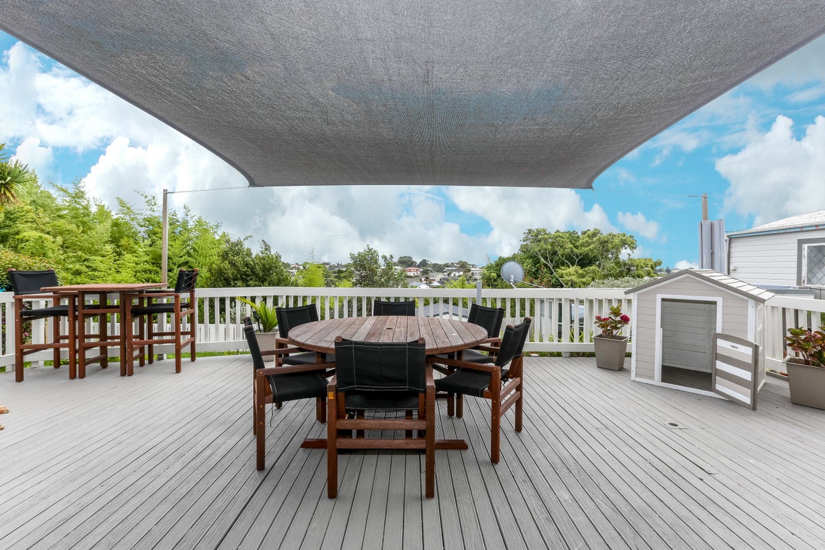 220 Frankley Road, Frankleigh Park, New Plymouth - Carousel 1